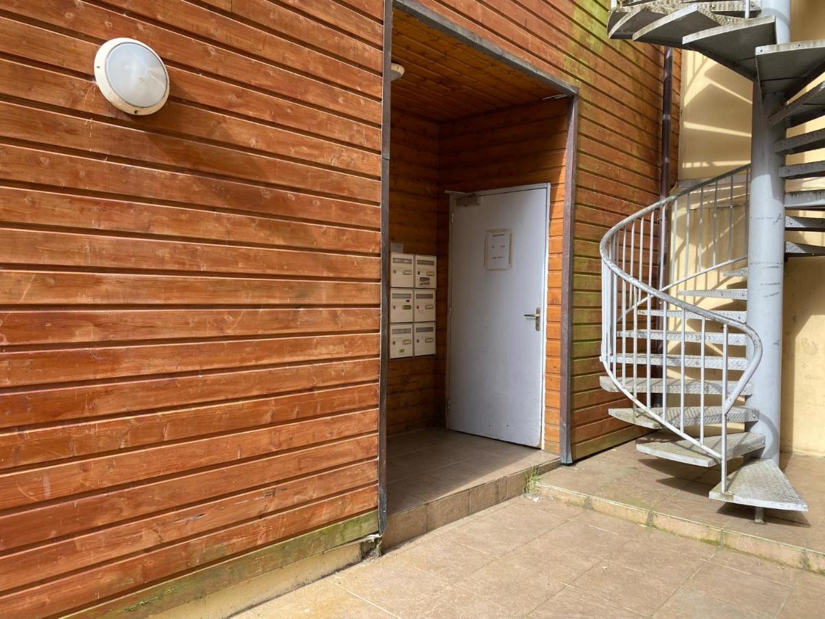 Le Ptit Vert - Wifi - Confort - Entree Autonome - Entre Gare Et Centre Quimper Exterior photo